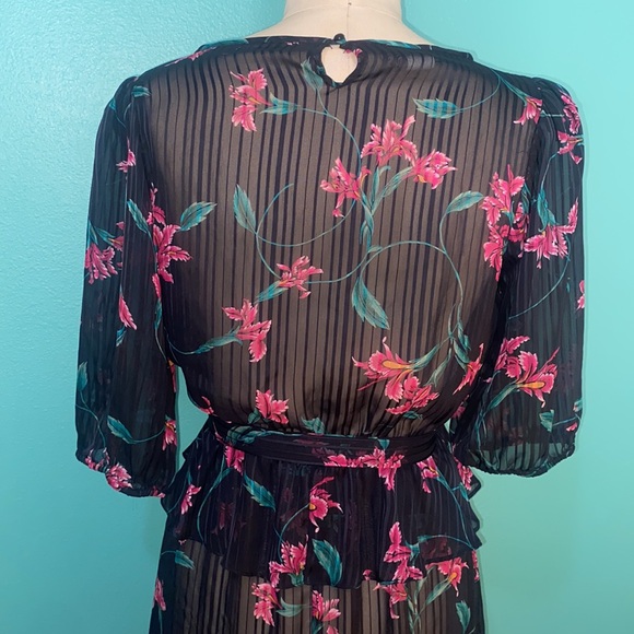 VINTAGE 80’s FLORAL DRESS - Picture 3 of 8